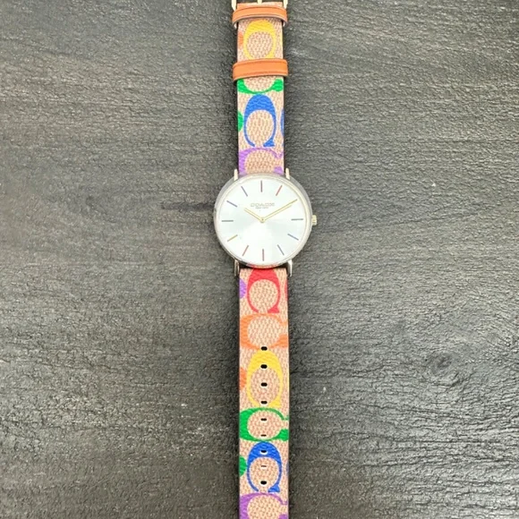 Coach Women’s Perry Watch – Multicolor Canvas Strap – 36mm - Picture 4 of 6